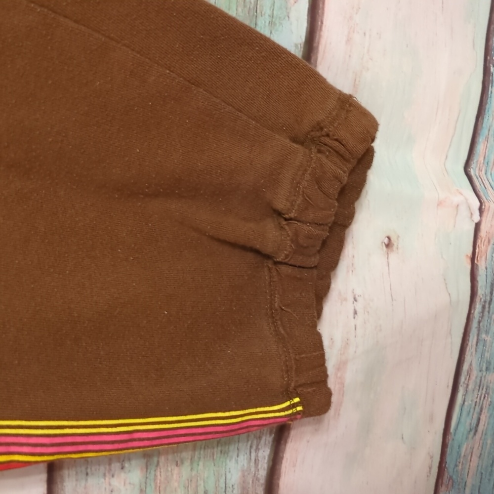 Arizona Brown Capris - Picture 4 of 6